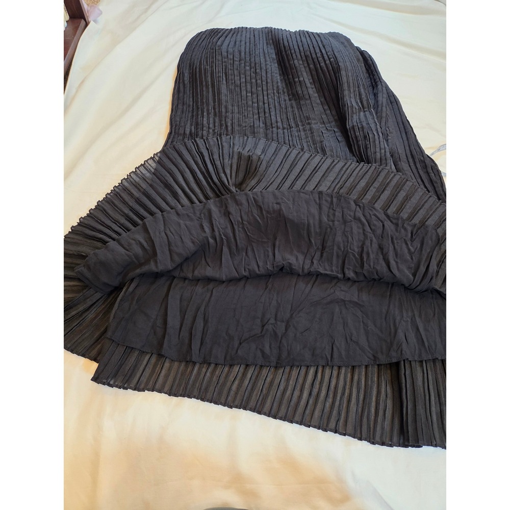 Banana Republic Black Pleated Maxi Dress Plunge V-Neck Linen Blend Size 10 - Picture 8 of 9